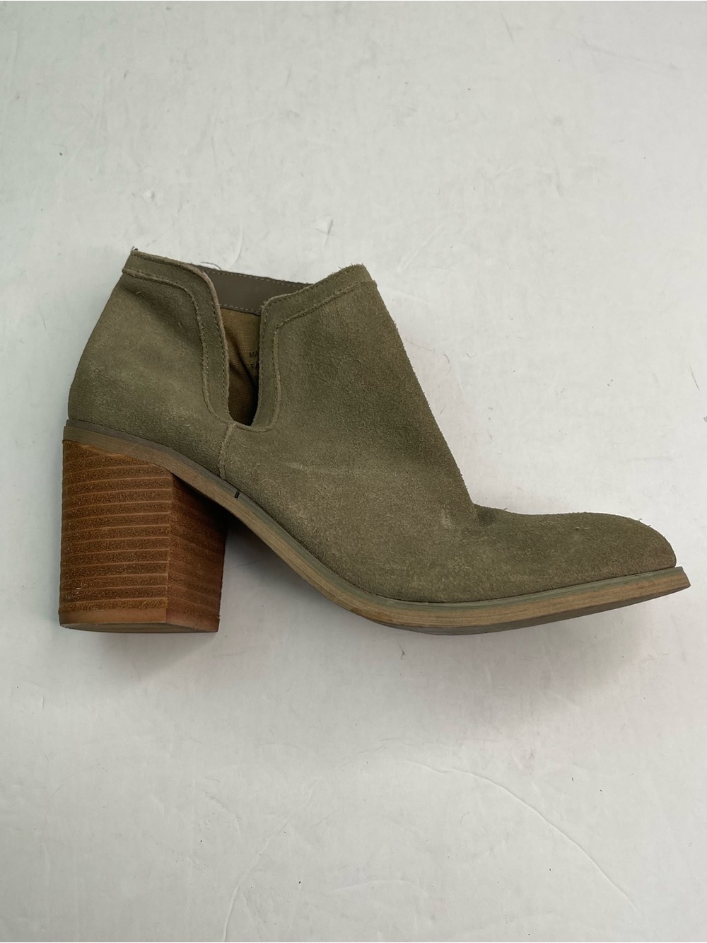 Urban Outfitters Olive Green Suede Leather Ankle Booties Stacked Heel Womens 8
